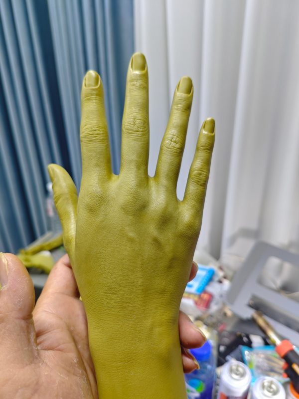 hands-skin-texture-2 hands-skin-texture-2